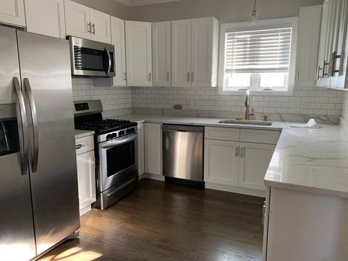 apt-2-20 Meadow St, Fall River, MA, 02720-2369 | Card Image