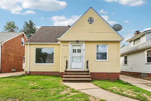 4136 Harwood Rd, South Euclid, OH, 44121-2739 | Card Image