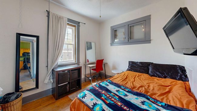 Main level bedroom | Image 13