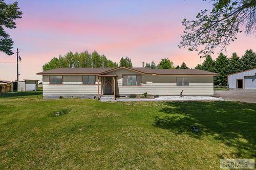 1206 N 1100 E, Shelley, ID, 83274-5111 | Card Image