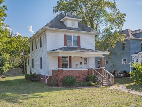 532 W Logan St, MOBERLY, MO, 65270-1631 | Card Image