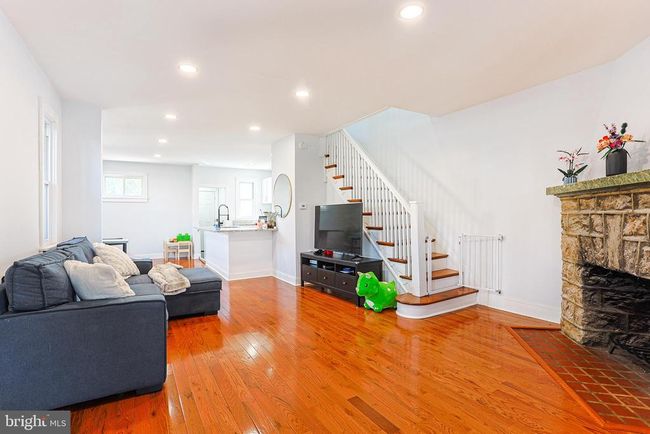 15 S Rigby Ave, Home with 3 bedrooms, 1 bathrooms and null parking in LANSDOWNE PA | Image 4