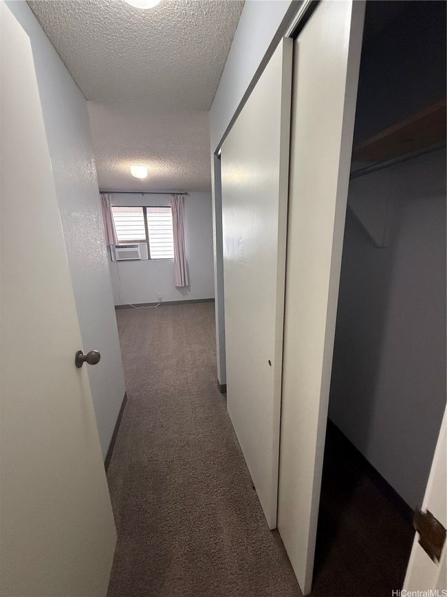 APT-318 - 98-630 Moanalua Loop, House other with 2 bedrooms, 1 bathrooms and 2 parking in Aiea HI | Image 6