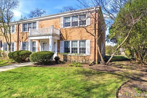 515 3rd St, Wilmette, IL, 60091-2871 | Card Image