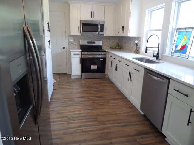 108 Swan Point Rd, House other with 3 bedrooms, 2 bathrooms and null parking in Bayboro NC | Image 13