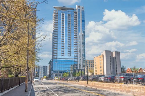 unit-2502-333 W Trade St, Charlotte, NC, 28202-1961 | Card Image