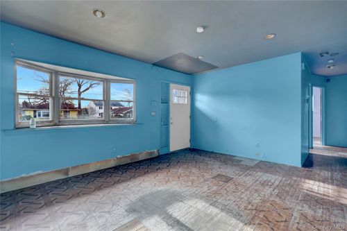 221 State Ave, Wyandanch, NY, 11798-4310 | Card Image