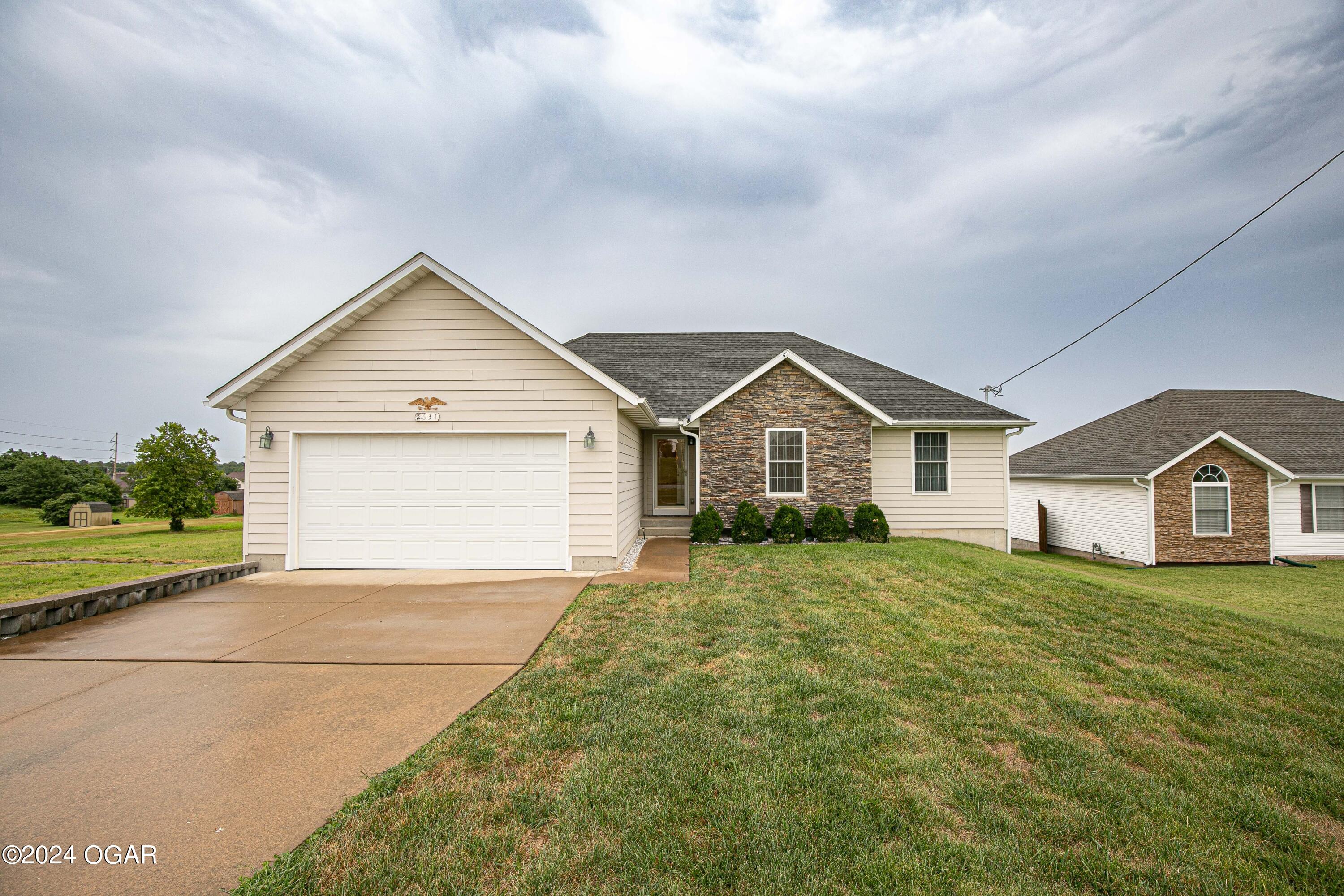 Oliver Ave, Joplin, MO 64804