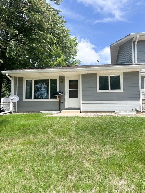 428 16th St, Windom, MN, 56101-1228 | Card Image