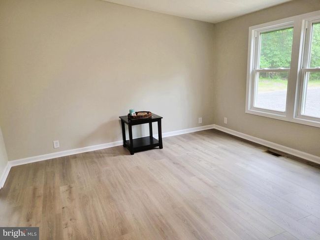 495 Capon Woods Resort Rd, House other with 3 bedrooms, 2 bathrooms and null parking in HIGH VIEW WV | Image 12