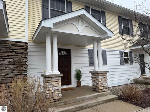 1495 Newport St, Traverse City, MI, 49686-2318 | Card Image