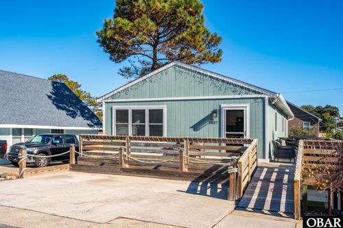 2027 Highview St, Kill Devil Hills, NC, 27948-9325 | Card Image