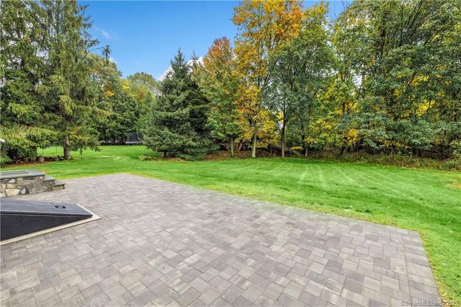 141 Ridgeview Ave, House other with 4 bedrooms, 3 bathrooms and 6 parking in Trumbull CT | Image 37