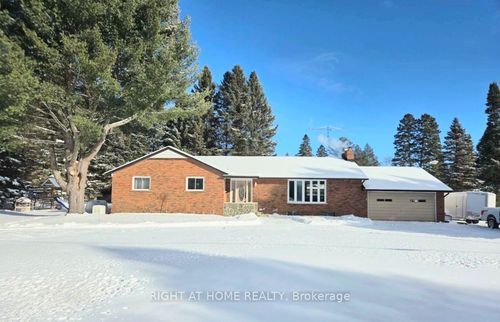 1012 Clement Lake Rd, Highlands East, ON, K0L2Y0 | Card Image