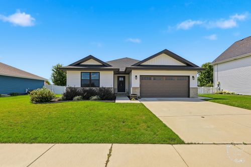 1550 Eagles Lndg N, Manteno, IL, 60950-3607 | Card Image