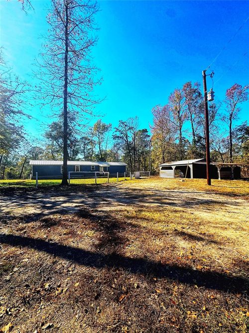 1405 May Dr, Onalaska, TX, 77360-5100 | Card Image