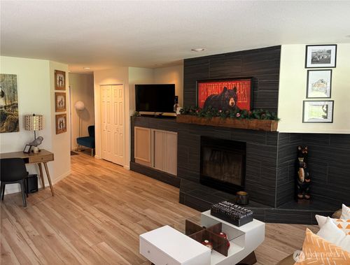 f2-20795 Kahler Dr, Leavenworth, WA, 98826-9170 | Card Image