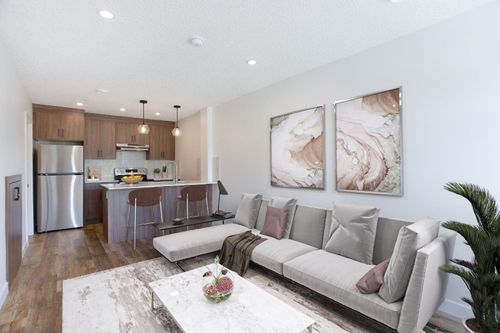 102-156 Park Street, Cochrane, AB, T4C2B8 | Card Image