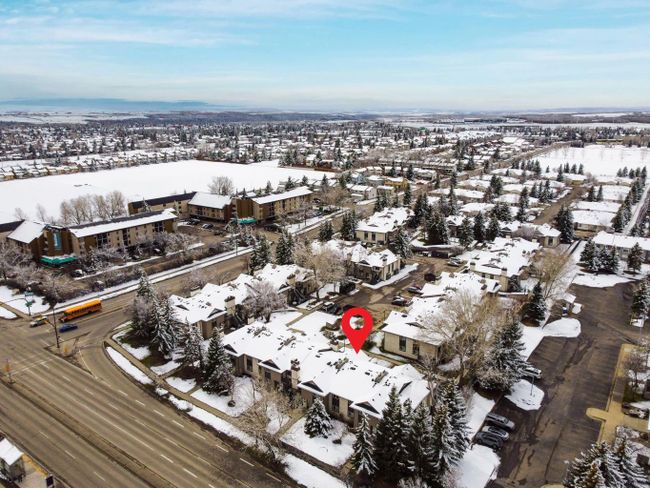 45 Cedar Springs Gardens Sw, Home with 2 bedrooms, 1 bathrooms and 1 parking in Calgary AB | Image 36