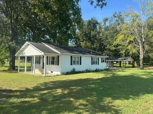 27 Rosewood Dr, Savannah, TN, 38372-1329 | Card Image