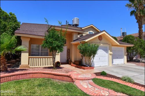 2021 Shadow Ridge Dr, El Paso, TX, 79938-4623 | Card Image