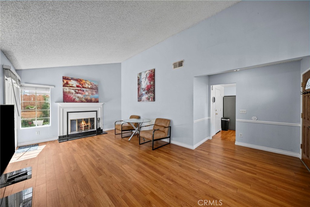 Residential in Canyon Country 4