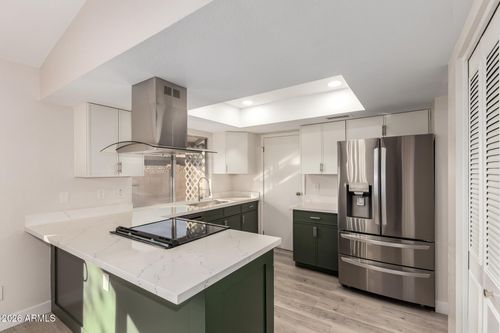 4630 W Continental Dr, Glendale, AZ, 85308-3439 | Card Image