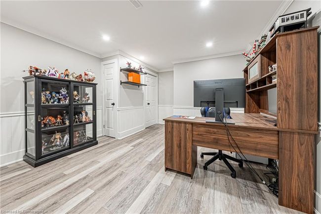 6 Iris Crt, House other with 7 bedrooms, 4 bathrooms and 13 parking in Carlisle ON | Image 42