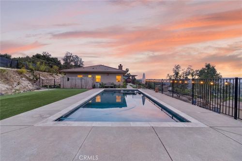 2914 Vista Del Rio, Fallbrook, CA, 92028 | Card Image