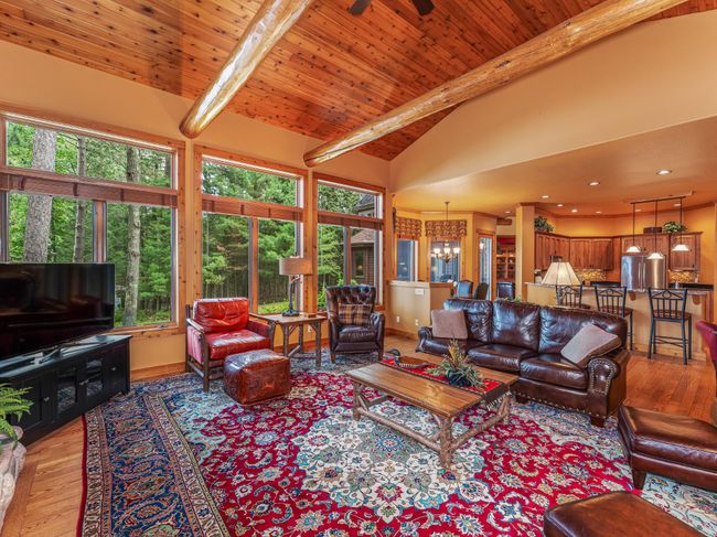 5407 Bluebird Point Rd, House other with 4 bedrooms, 5 bathrooms and null parking in MANITOWISH WATERS WI | Image 8