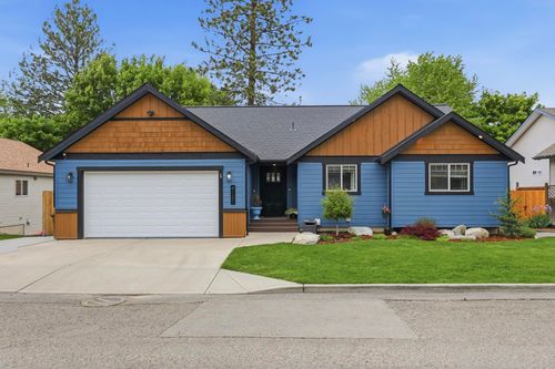 4121 E 15th Ave, Spokane, WA, 99223-5277 | Card Image