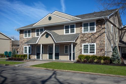 i7706-706 Imperial Way, Bayport, NY, 11705-1597 | Card Image