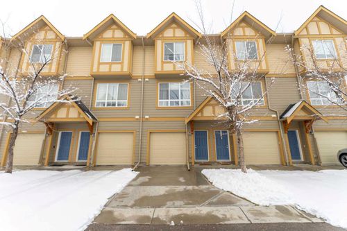 13 Sherwood Lane Nw, Home with 2 bedrooms, 2 bathrooms and 3 parking in Calgary AB | Card Image