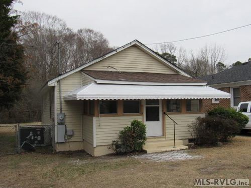 214 Boyette St, Murfreesboro, NC, 27855-1104 | Card Image