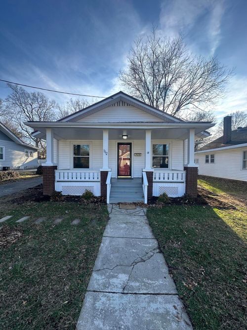 112 Penmoken Park, Lexington, KY, 40503-1918 | Card Image