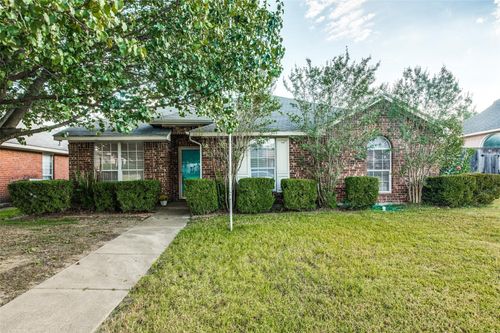 2624 Crystal Falls Dr, Mesquite, TX, 75181-4014 | Card Image