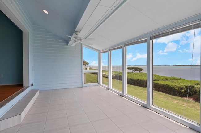 65 Tidy Island Blvd, Condo with 3 bedrooms, 3 bathrooms and null parking in BRADENTON FL | Image 4