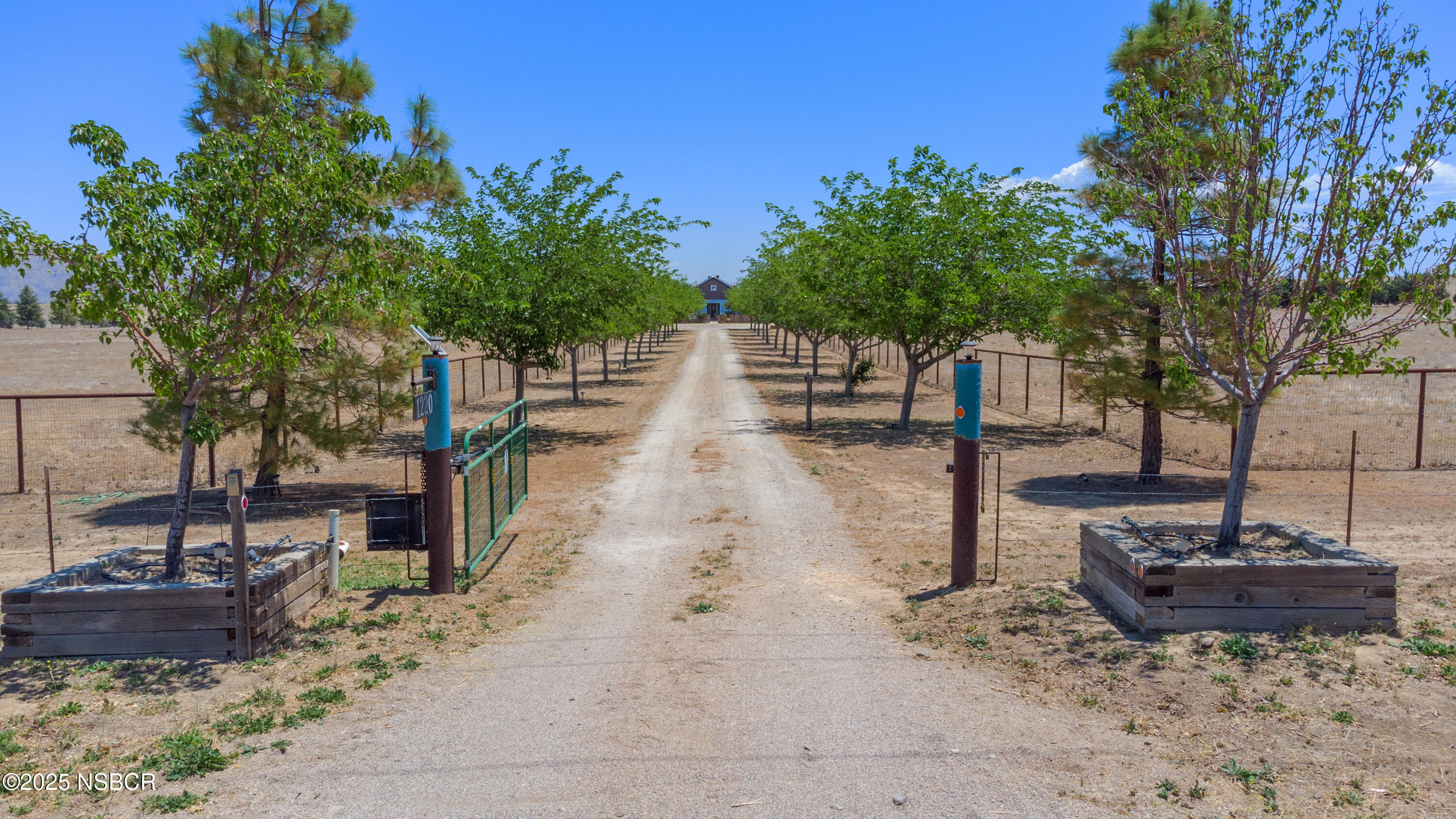 Residential in New Cuyama 5