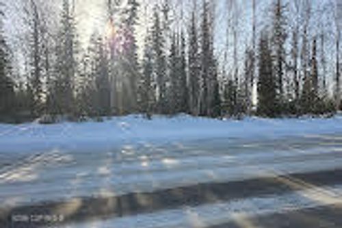 329 S Kobuk St, Soldotna, AK, 99669-7858 | Card Image