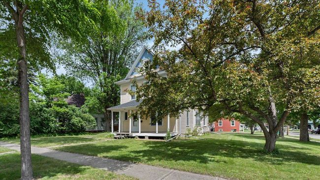 723 3 Rd St Sw, House other with 5 bedrooms, 3 bathrooms and null parking in Willmar MN | Image 31