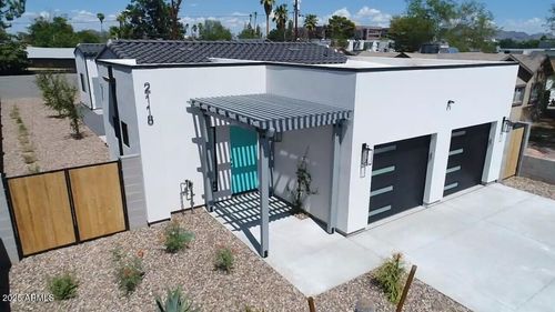 2118 W Elm St, Phoenix, AZ, 85015-3447 | Card Image