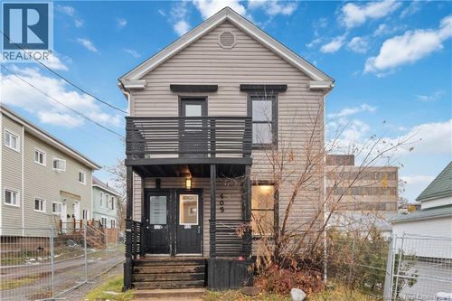 105 High St, Moncton, NB, E1C6B6 | Card Image