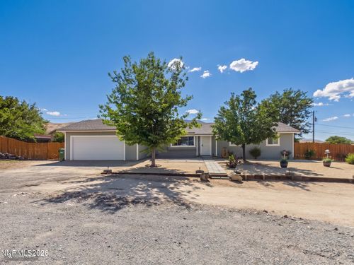 2425 Seneca Dr, Reno, NV, 89506-9111 | Card Image