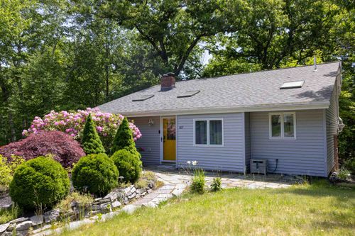 107 Hackett Hill Rd, Hooksett, NH, 03106-2508 | Card Image