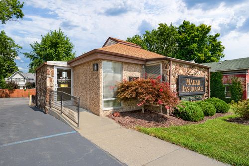 210 W Division St, Dowagiac, MI, 49047-1734 | Card Image