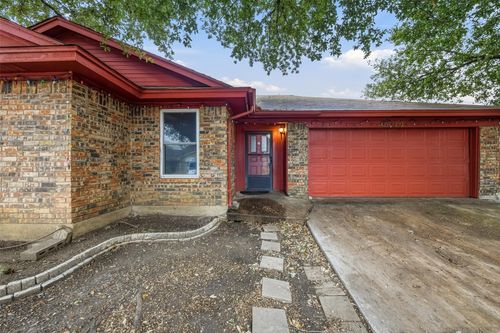 6444 Whitehurst Dr, Watauga, TX, 76148-1431 | Card Image