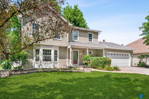 1527 Abbotsford Dr, Naperville, IL, 60563-2089 | Card Image