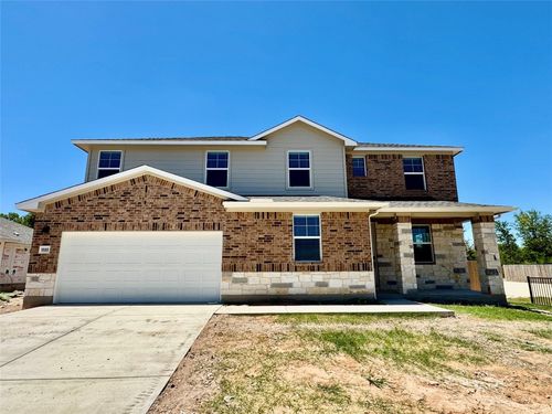 1680 S Main St, Kyle, TX, 78640-3612 | Card Image