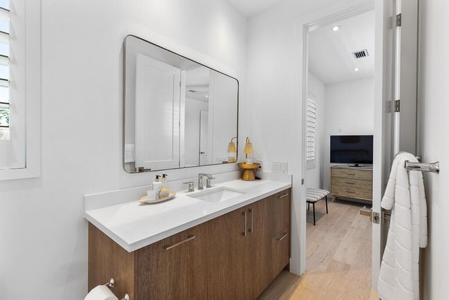150-S-Bahama-Drive-bedroom-3batha | Image 28