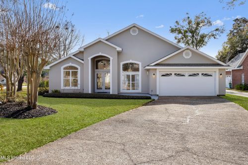 2559 Rue Palafox, Biloxi, MS, 39531 | Card Image